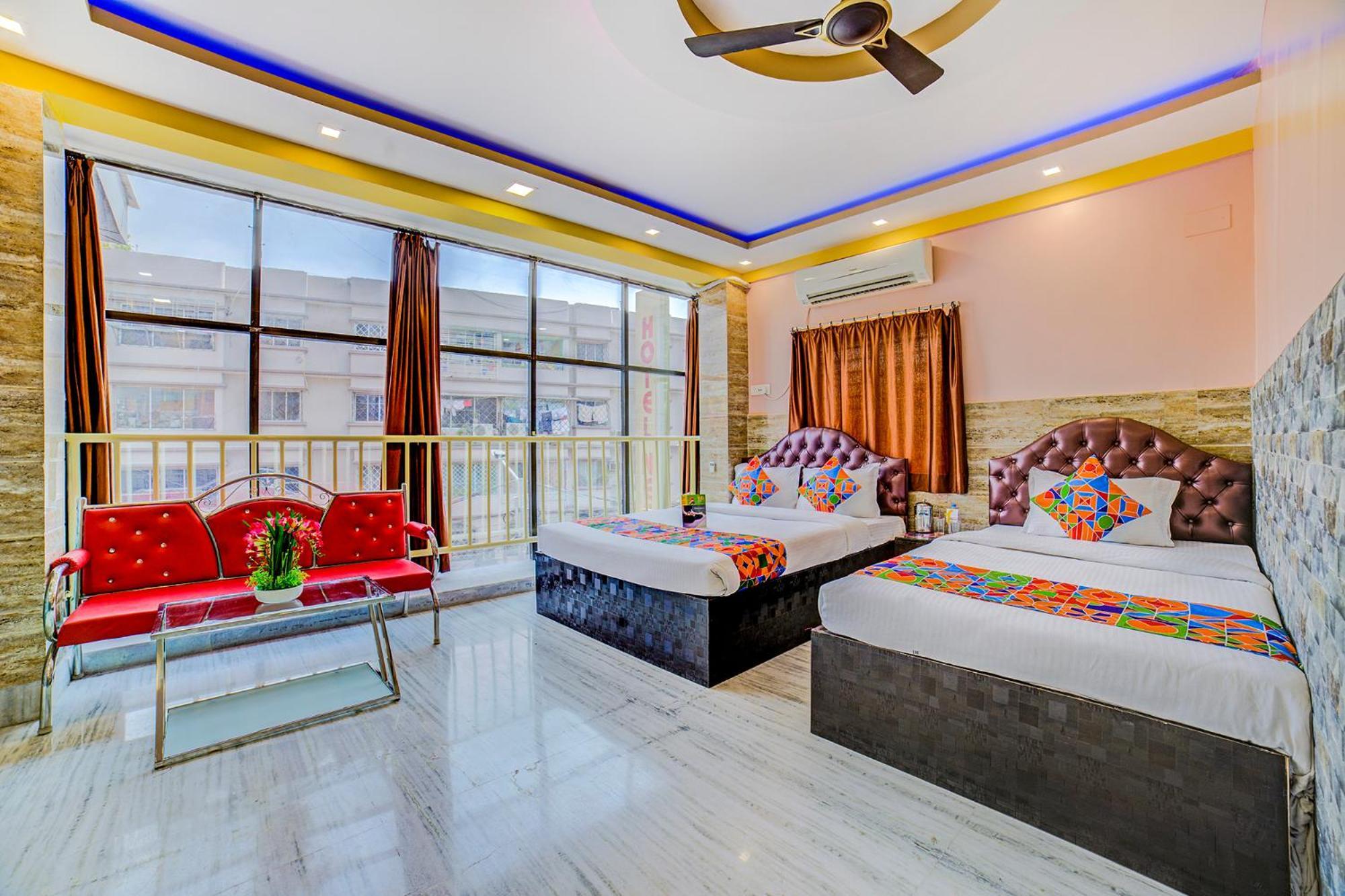 Fabexpress Nest - Nr Park Street Metro Station Hotel 3*