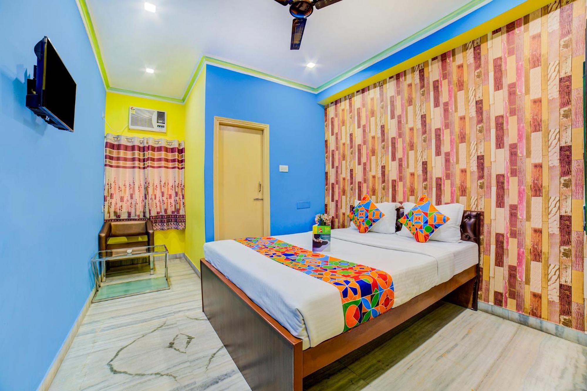 Fabexpress Nest - Nr Park Street Metro Station Kolkata