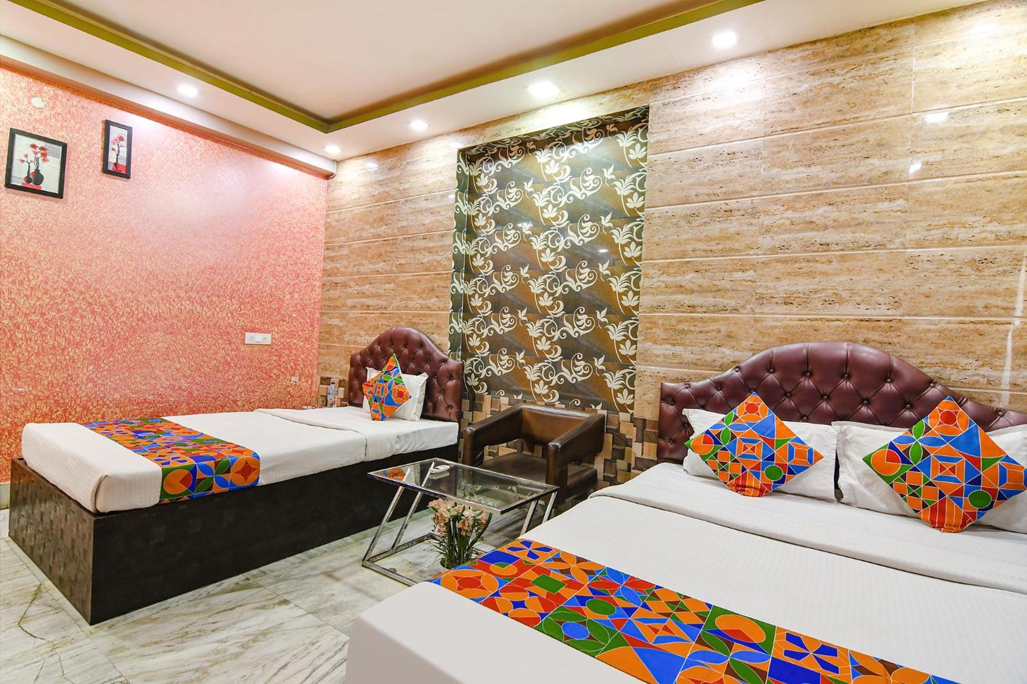 Hotel Fabexpress Nest - Nr Park Street Metro Station Kolkata
