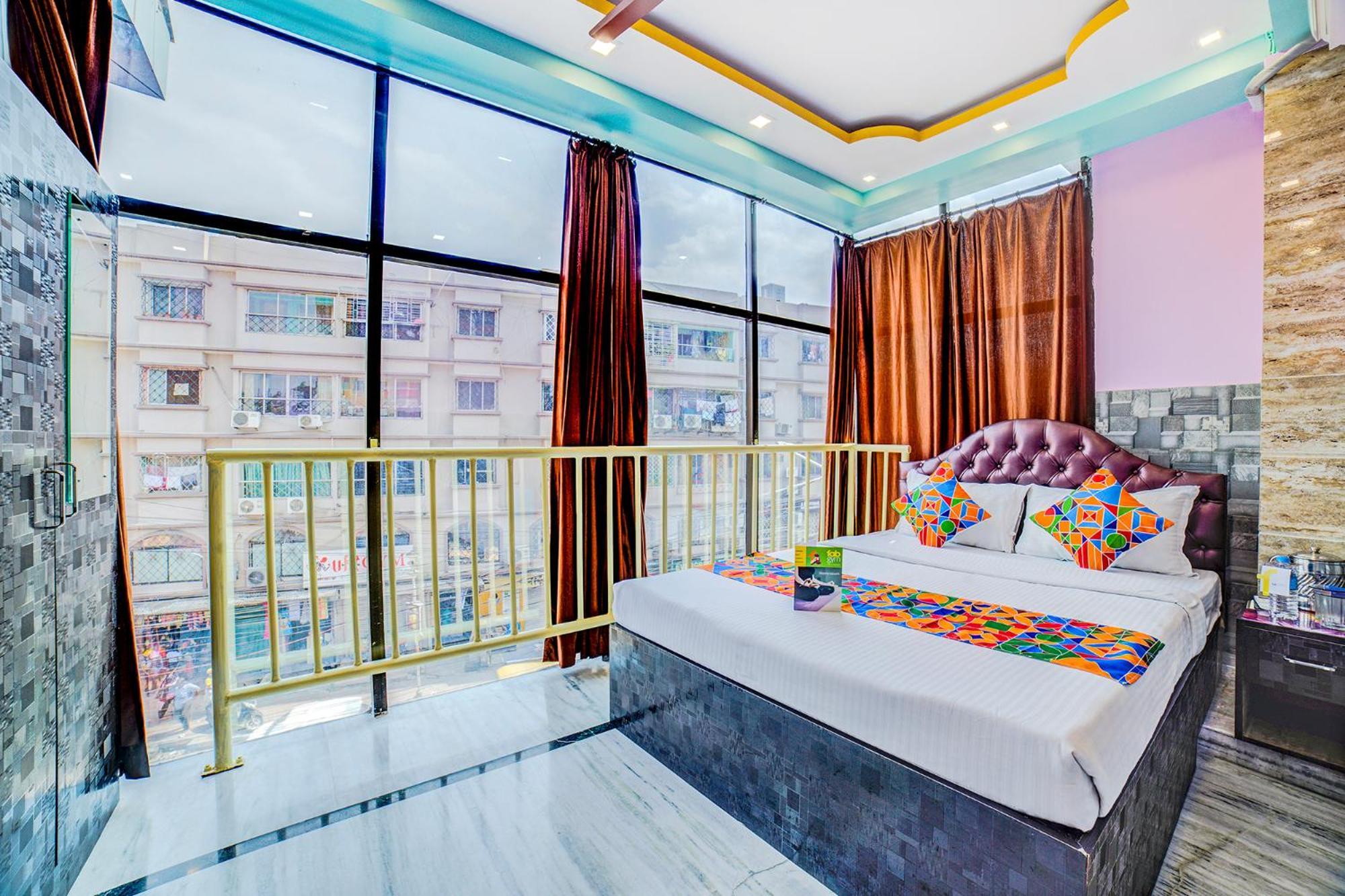 Fabexpress Nest - Nr Park Street Metro Station Hotel 3*
