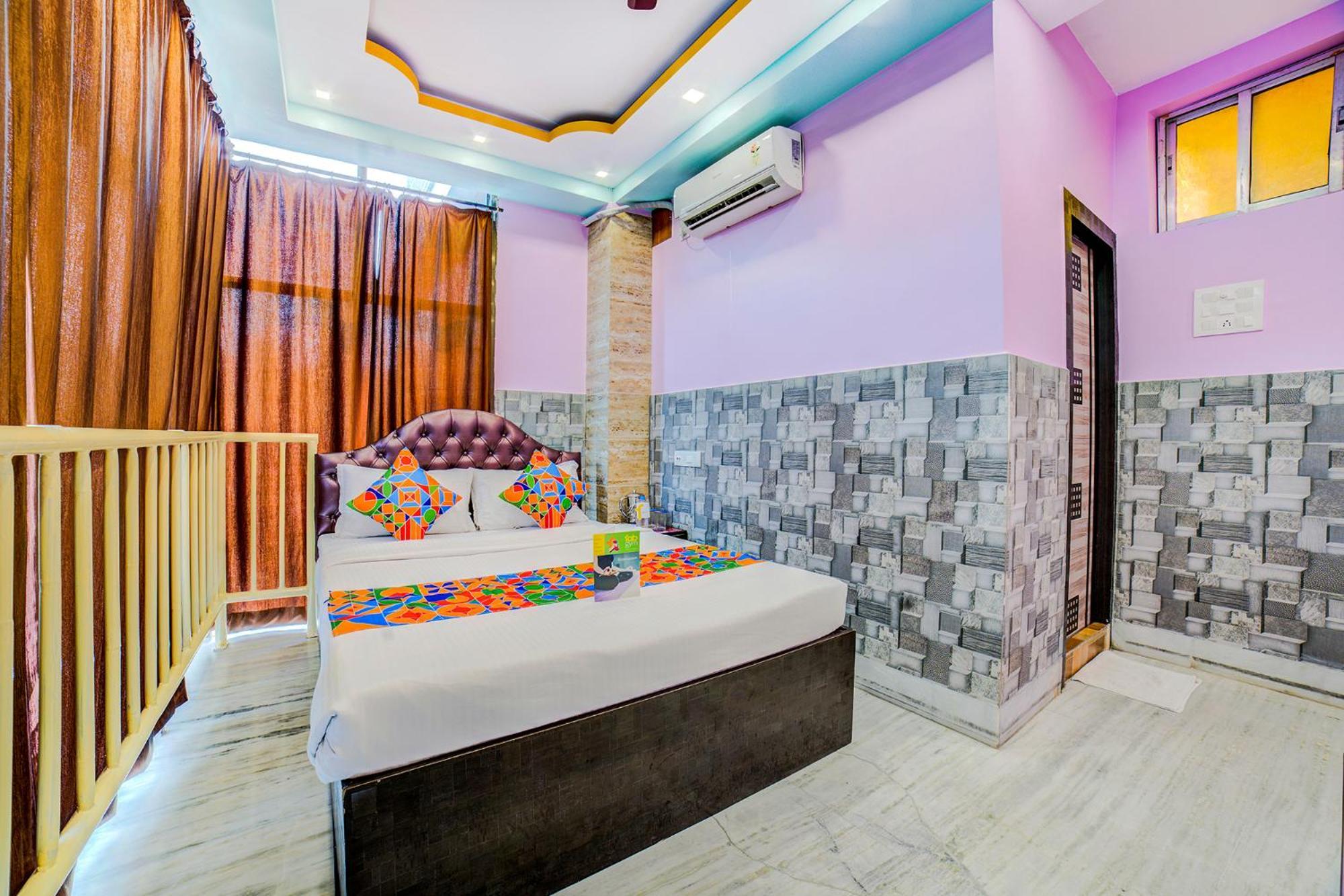 Fabexpress Nest - Nr Park Street Metro Station Hotel