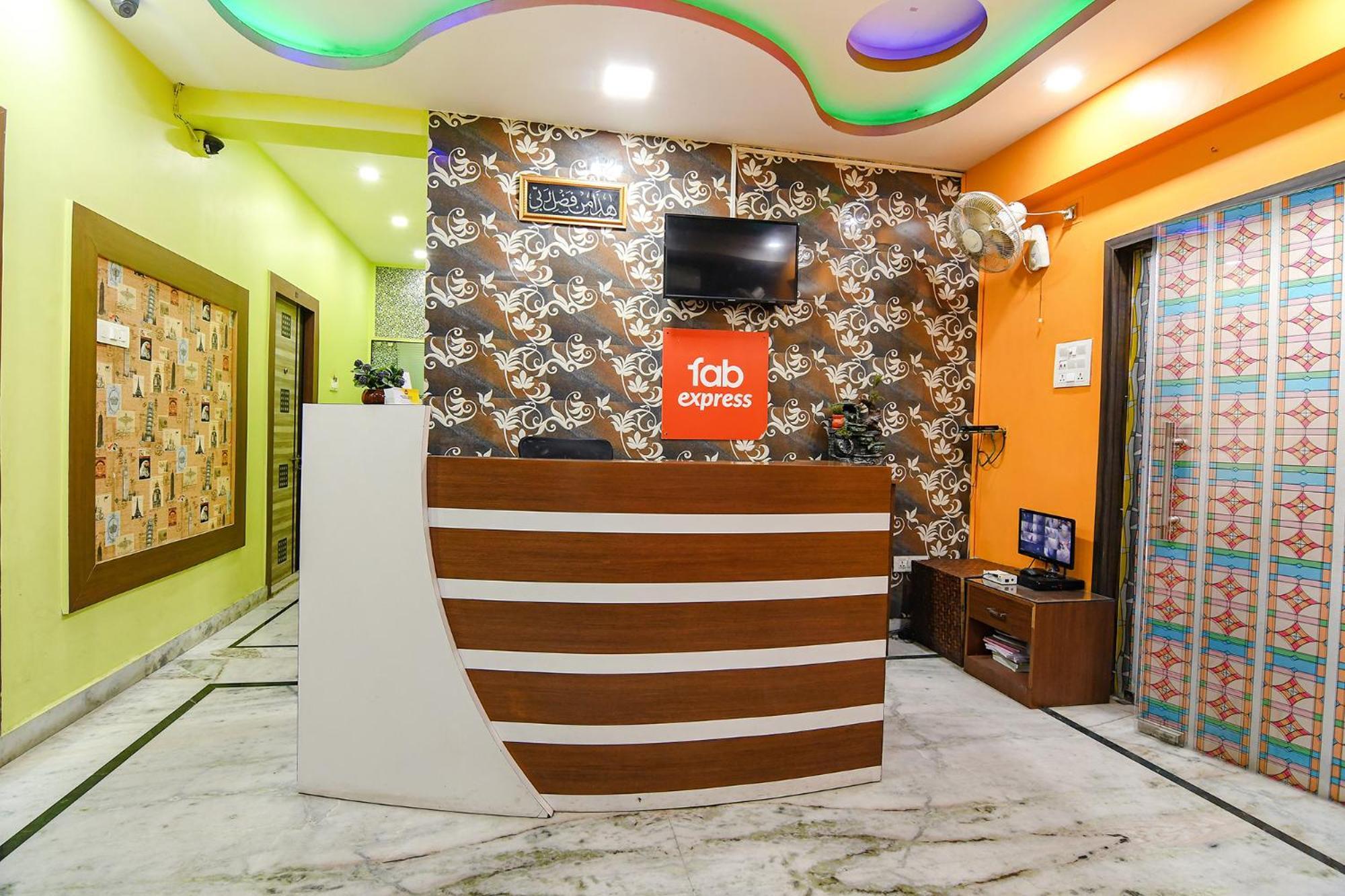 Fabexpress Nest - Nr Park Street Metro Station